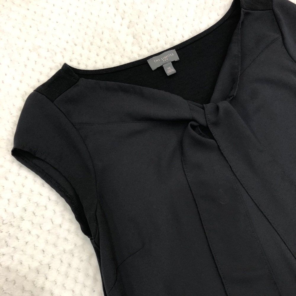 LIMITED Black Top